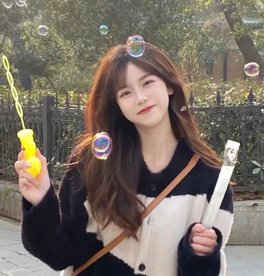 李佩西与五大王国的守护者